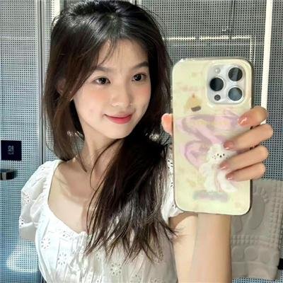 红色谜团海报